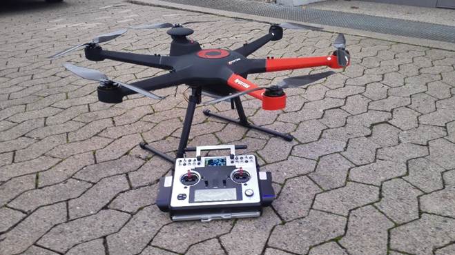 Drohne mit Elektroantrieb